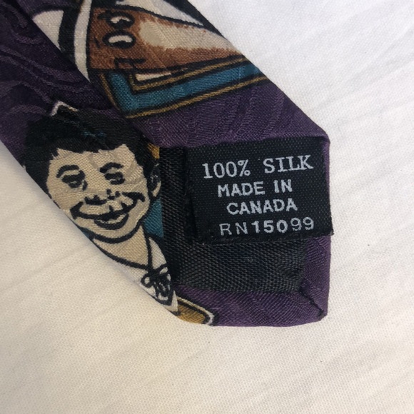 Mad Magazine Alfred E. Newman/Spy vs Spy Purple Silk Tie Made in Canada - Picture 9 of 12